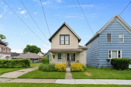 20 6th Ave, North Tonawanda, NY, 14120-6611 | Card Image