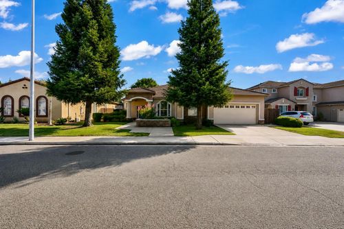 9514 N Larkspur Avenue, Fresno, CA, 93720 | Card Image
