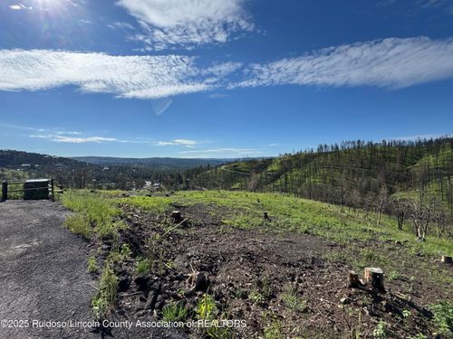 102 Cliffside Rd, Ruidoso, NM, 88345-7104 | Card Image