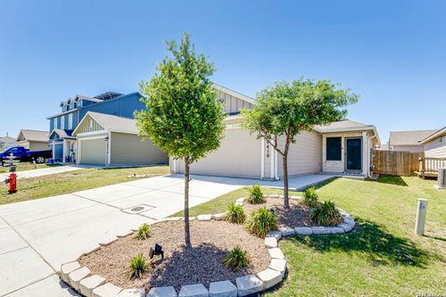 10410 Mcclintock Dr, Converse, TX, 78109-2069 | Card Image