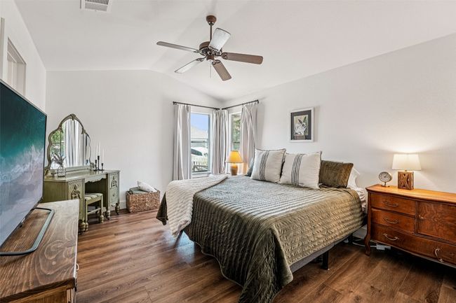 5962 Steiner, House other with 3 bedrooms, 2 bathrooms and 4 parking in Kyle TX | Image 14