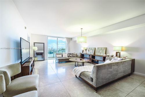 apt-602-50 Biscayne Blvd, Miami, FL, 33132-2926 | Card Image