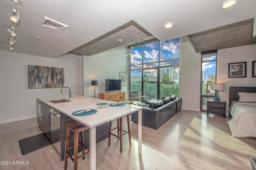 504-100 W Portland St, Phoenix, AZ, 85003-1674 | Card Image