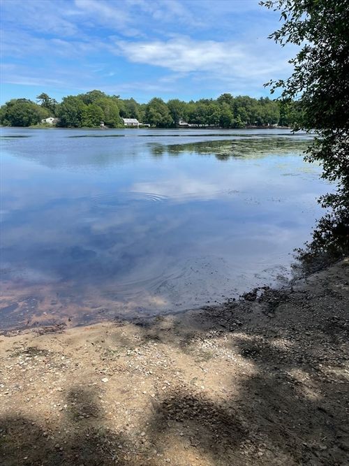 55 Lakeside Ave, Dartmouth, MA, 02747-1512 | Card Image