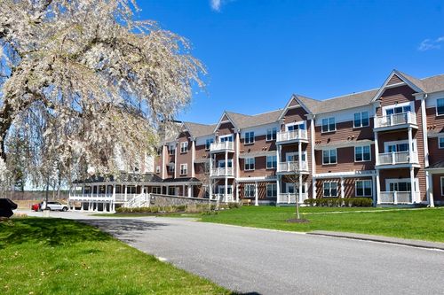 unit-104-57 Long Point Rd, Lakeville, MA, 02347-2154 | Card Image
