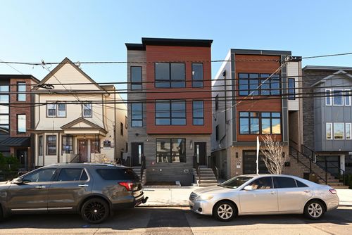 c3-99 Thorne St, Jersey City, NJ, 07307-3522 | Card Image