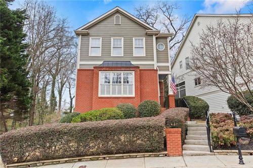 2136 Parkview Ln Nw, Atlanta, GA, 30318-1211 | Card Image