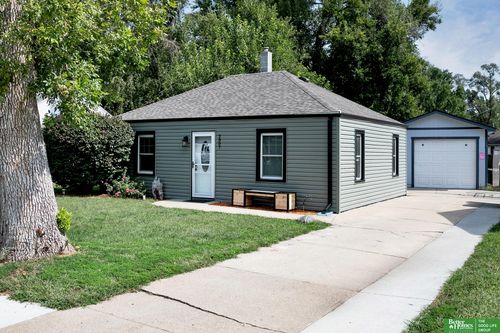 2807 Calhoun St, Bellevue, NE, 68005-3922 | Card Image