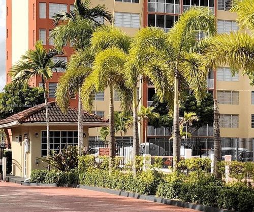 3-1710 Ne 191st St, Miami, FL, 33179-4202 | Card Image