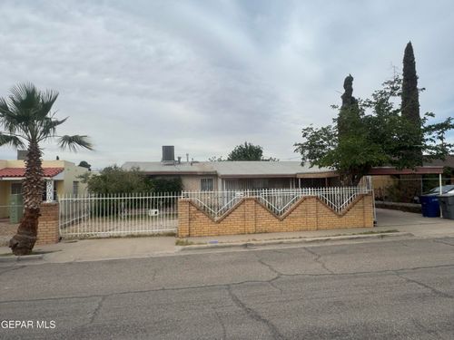 7534 Taxco Dr, El Paso, TX, 79915-2031 | Card Image