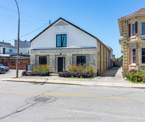 5 Wellington St N, Woodstock, ON, N4S6P1 | Card Image
