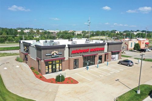 746-744 Coral Ridge Ave, Coralville, IA, 52241-2759 | Card Image