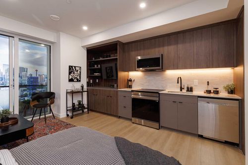 sl5-1520 4 St Sw, Calgary, AB, T2R1H5 | Card Image