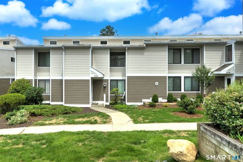 43-43 Lawson Ln, Ridgefield, CT, 06877-3961 | Card Image