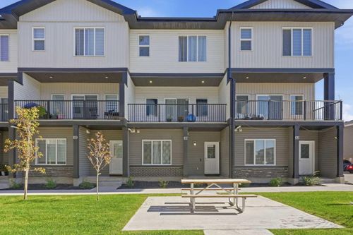 107 Corner Meadows Sq Ne, Calgary, AB, T3N2N2 | Card Image