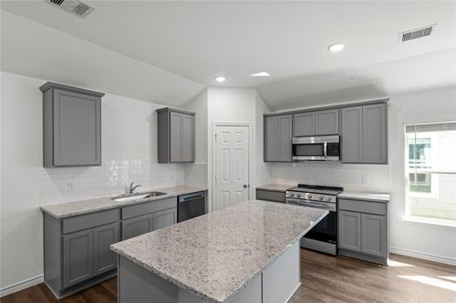807 Stoney Point Ln, Dayton, TX, 77535-0069 | Card Image