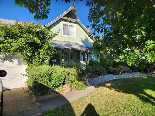 2116 Waterford Road, Sacramento, CA, 95815 | Card Image