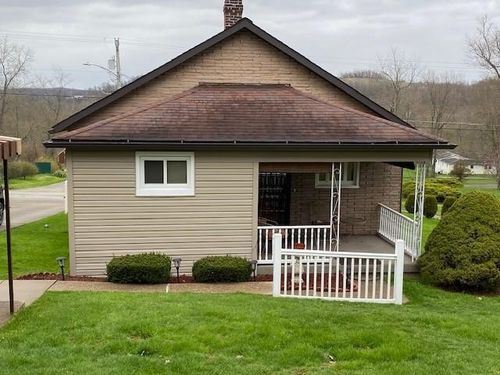 43 School St, Clarksville, PA, 15322-7332 | Card Image