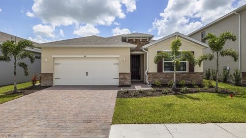 572 Spring Hill Lake Loop, CAPE CORAL, FL, 33993-4535 | Card Image