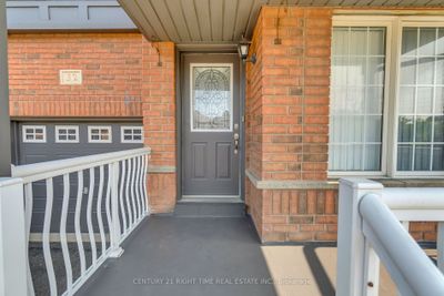 32 Elmpark Crt, House other with 4 bedrooms, 4 bathrooms and 4 parking in Brampton ON | Image 2