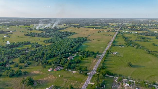 5526 Highway 90, House other with 4 bedrooms, 2 bathrooms and null parking in Madisonville TX | Image 47
