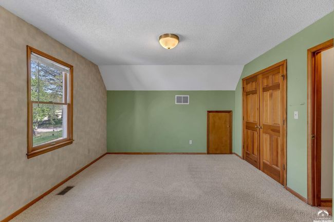4004 Vintage Ct, Condo with 3 bedrooms, 2 bathrooms and null parking in Lawrence KS | Image 27