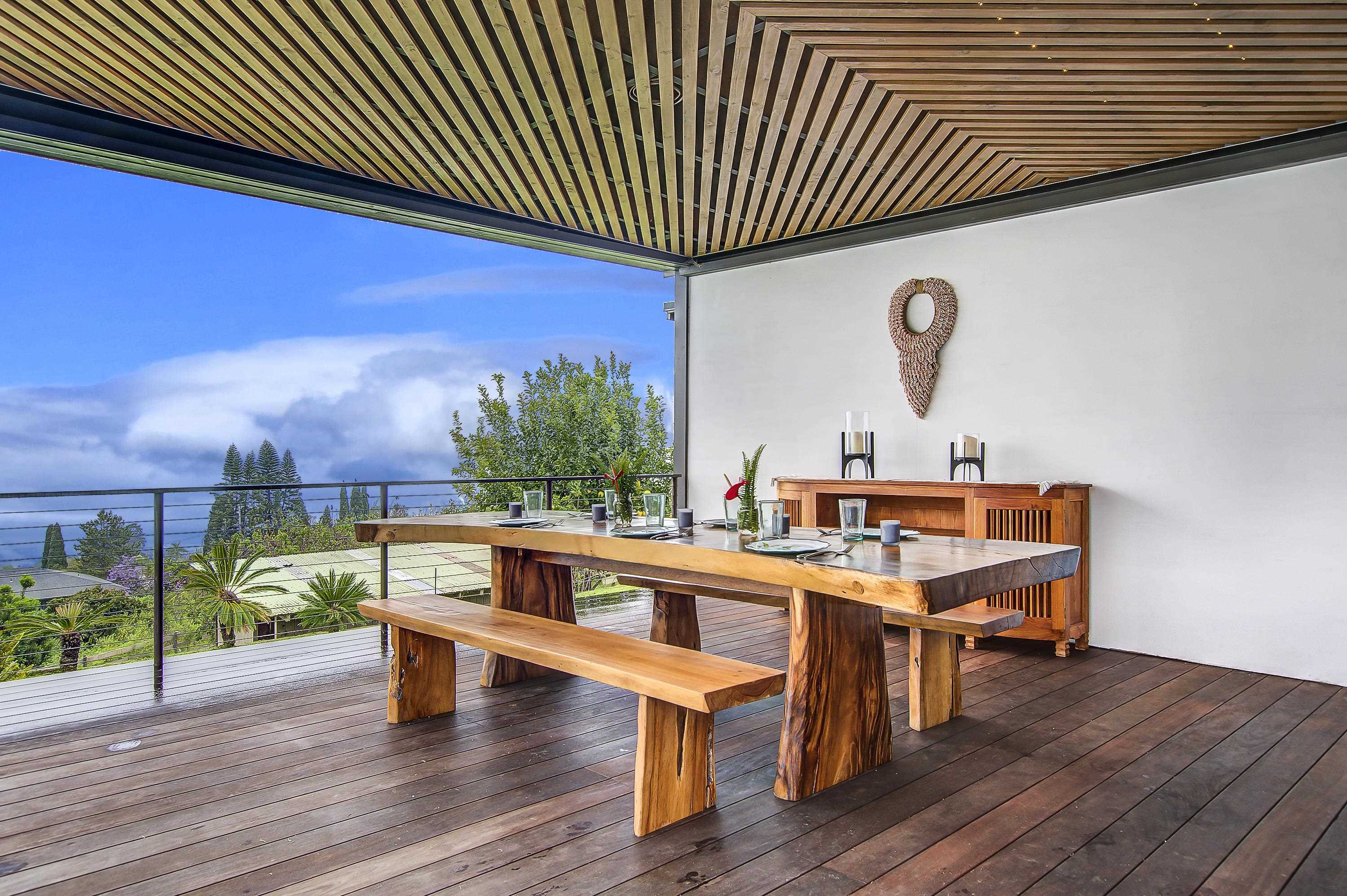 Mauna Pl, Kula, HI 96790
