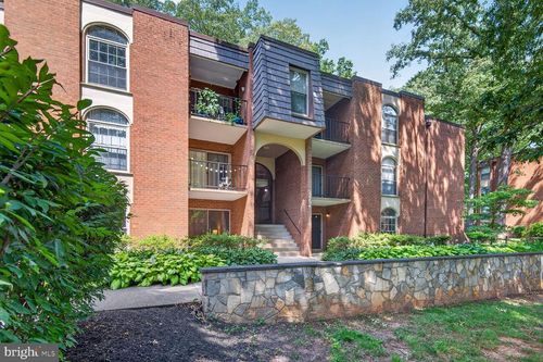 11-3354 Woodburn Road, ANNANDALE, VA, 22003 | Card Image