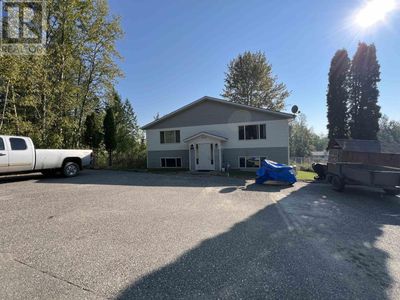 200 Bettcher St, Home with 12 bedrooms, 4 bathrooms and null parking in Quesnel BC | Image 2