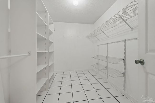 6041 W Cambridge Way, House other with 4 bedrooms, 3 bathrooms and 4 parking in Pace FL | Image 14
