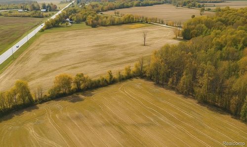 61551 Gratiot Ave, Lenox, MI, 48048-1407 | Card Image