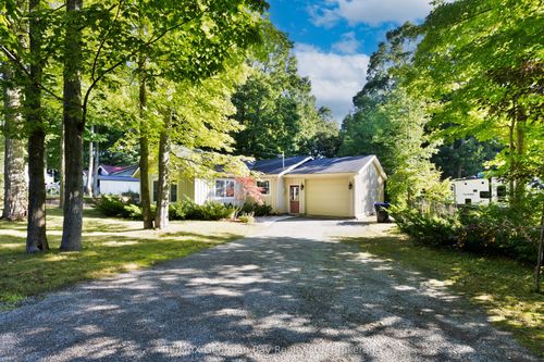 133 Timcourt Dr, Tiny, ON, L9M0B9 | Card Image
