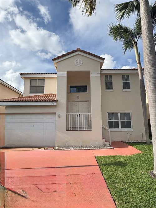 7481 Santa Monica Dr, Margate, FL, 33063-1204 | Card Image