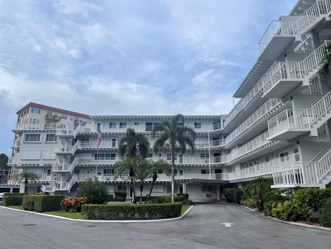 APT-410 - 3500 S Ocean Blvd, Condo with 2 bedrooms, 2 bathrooms and null parking in South Palm Beach FL | Image 16