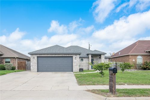 3814 Holland Dr, Corpus Christi, TX, 78418-3068 | Card Image
