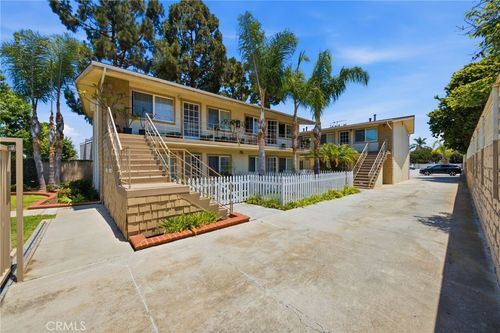 1920 Wallace Ave, Costa Mesa, CA, 92627-6221 | Card Image
