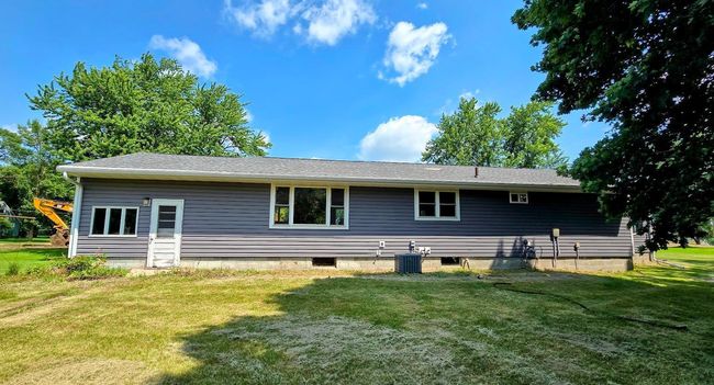 229 E Oak St, House other with 3 bedrooms, 2 bathrooms and null parking in Tyler MN | Image 36