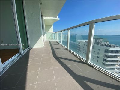 1903 - 218 Se 14th St, Condo with 2 bedrooms, 2 bathrooms and null parking in Miami FL | Image 2