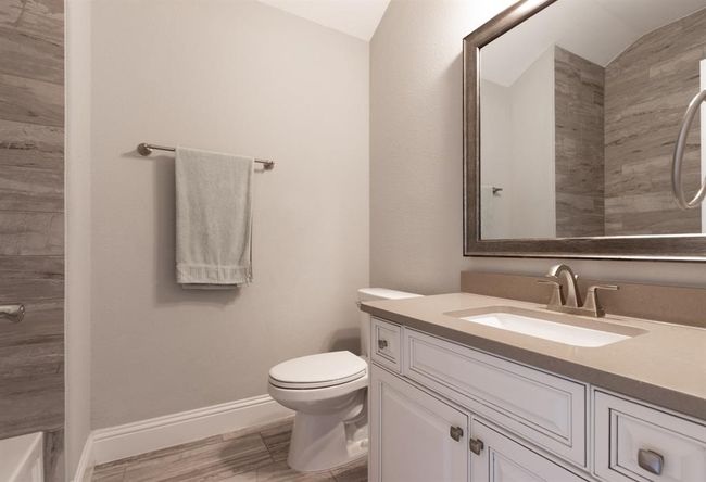 Bathroom 2 | Image 33