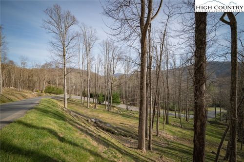 C15 Eagles Nest Trl, Banner Elk, NC, 28604 | Card Image