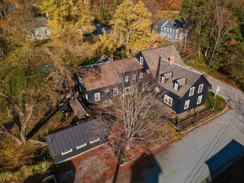 95 Middletown Rd, South Londonderry, VT, 05155-9148 | Card Image