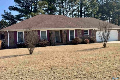 2910 Winfrey Dr Sw, Decatur, AL, 35603-1172 | Card Image