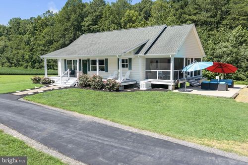 183 Carlson Rd, Heathsville, VA, 22473-4610 | Card Image
