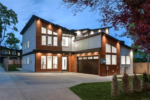 1246 Reynolds Rd, Saanich, BC, V8P2K7 | Card Image