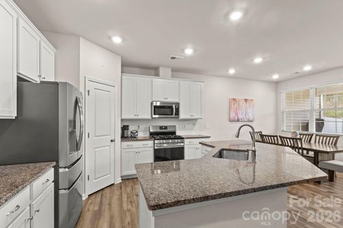 14136 Castle Nook Dr, Charlotte, NC, 28273-7491 | Card Image