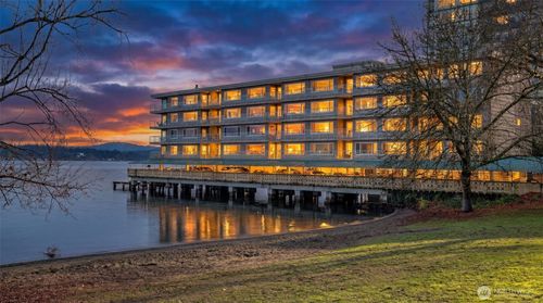 apt-401-1800 43rd Ave E, Seattle, WA, 98112-3278 | Card Image