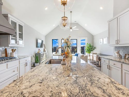 2214 Rook Dr, Dallas, TX, 75211-1865 | Card Image