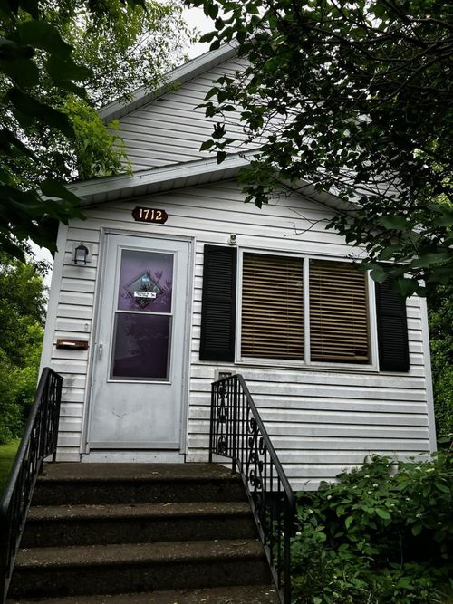 1712 Avenue C, Cloquet, MN, 55720-1934 | Card Image
