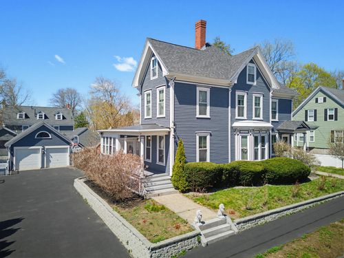 118 N Adams St, Manchester, NH, 03104-2322 | Card Image