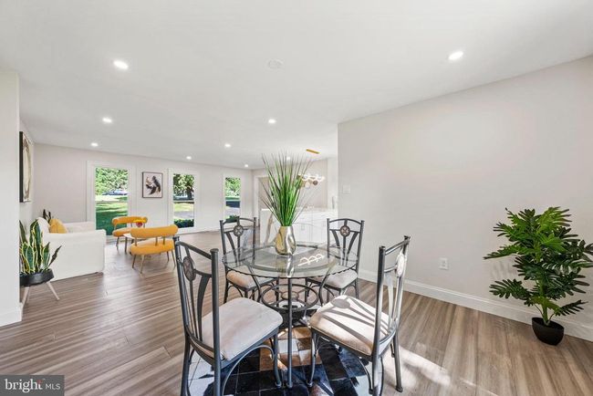 923 Riva Ridge Dr, House other with 4 bedrooms, 4 bathrooms and null parking in GREAT FALLS VA | Image 9